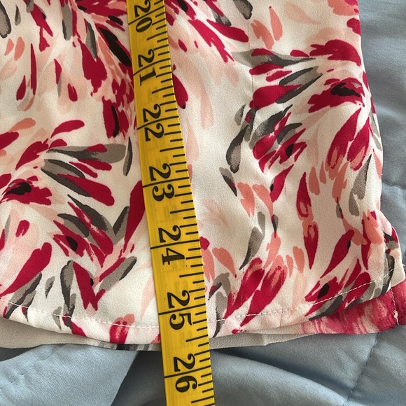 White House Black Market. Size L. Tank top. Reversible. Great condition! - Picture 12 of 12